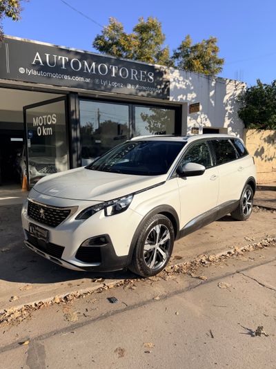 Imagen de Peugeot 5008
