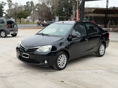 Imagen de Toyota Etios