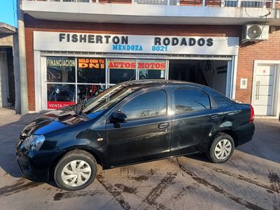 Imagen de Toyota Etios