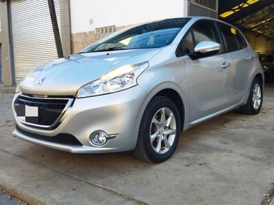 Imagen de Peugeot 208