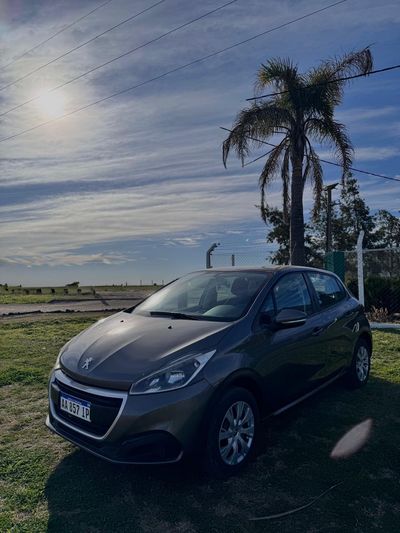 Imagen de Peugeot 208