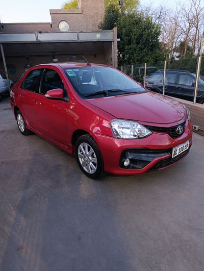 Imagen de Toyota Etios