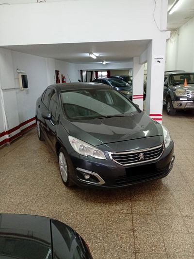 Imagen de Peugeot 408