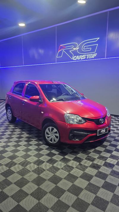 Imagen de Toyota Etios