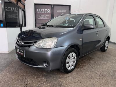 Imagen de Toyota Etios